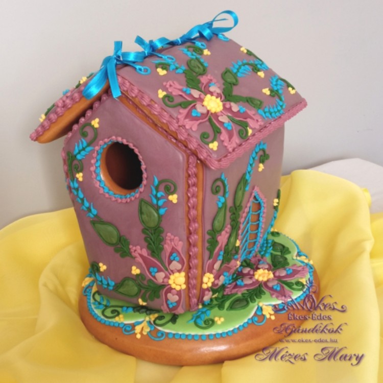 Lila álom – Tündérkerti mézeskalács palota