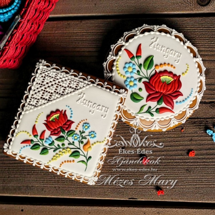 Kalocsai mintás mézeskalács – Egyedi Magyar szuvenír és ajándék